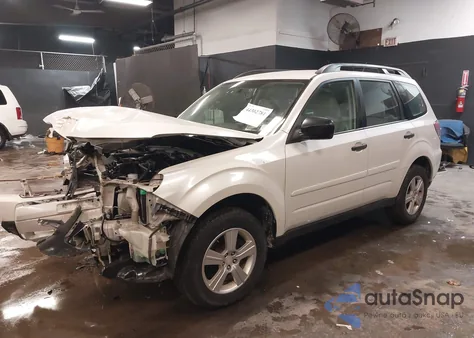 2013 Subaru Forester 2.5X z USA, uszkodzony, nr VIN JF2SHABC1DH413536